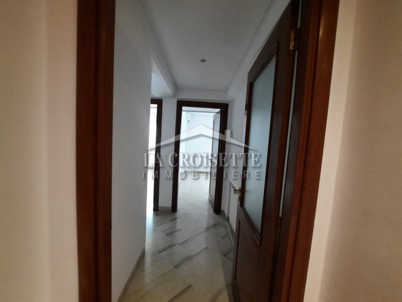 Appartement S+4 avec un grand Jardin à Ain Zaghouan Nord